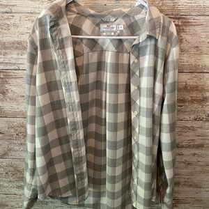 Vineyard vines grey plaid shirt